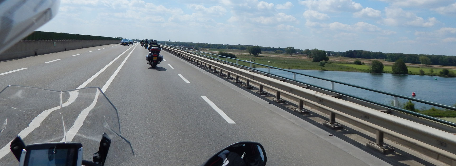 Motorrijbewijspoint Deventer  motorrijbewijs binnen 1 week